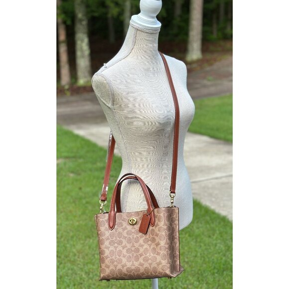 Coach Willow 24 Tote Bag Crossbody Signature Canvas Tan Caramel M2478-C8562 NWT - Picture 1 of 16